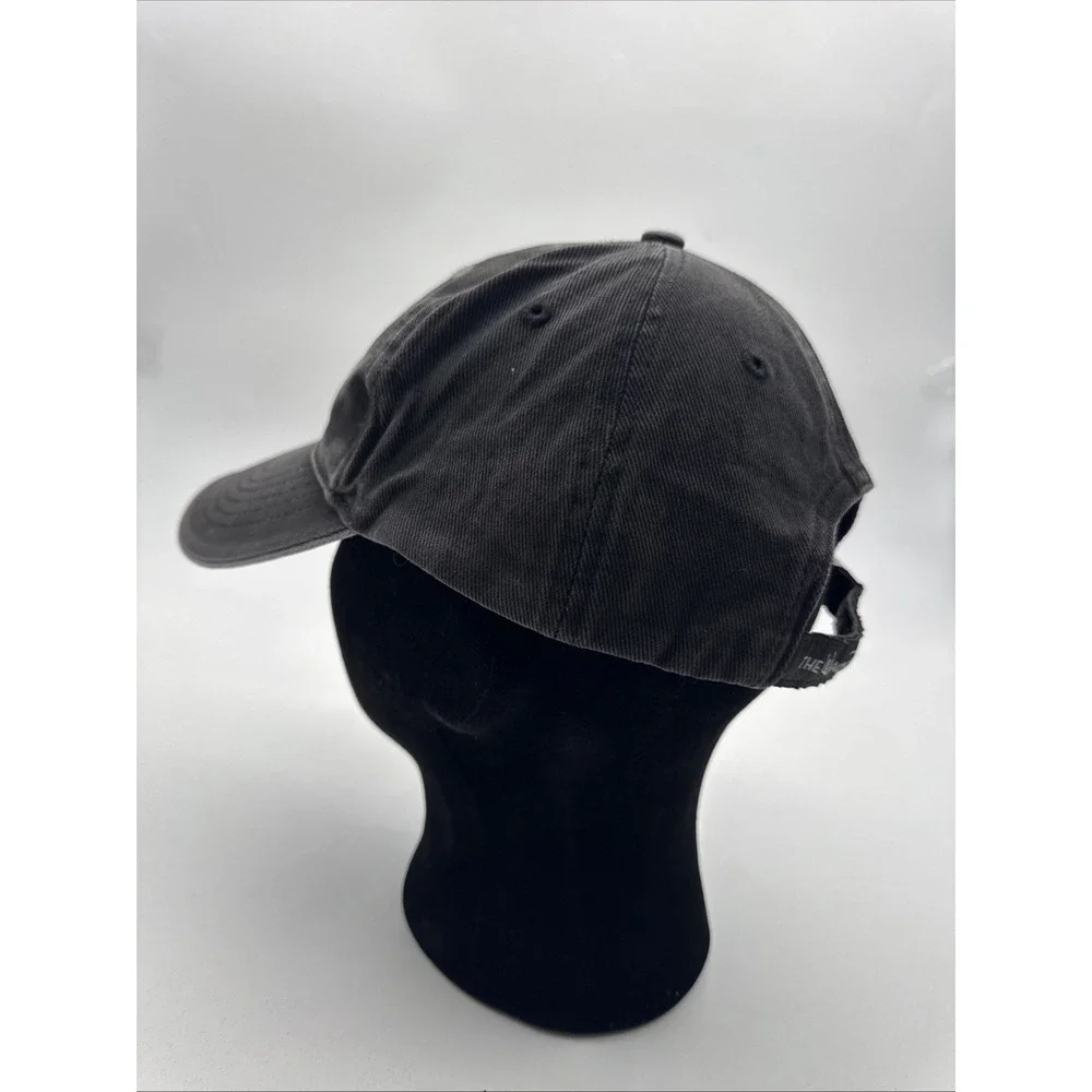 Black Hat Walt Disney World Golf Hat Cap Black “D” With Tee Embroidered Canvas